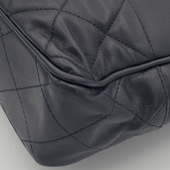 ๐ SOLD ๐ Chanel Quilted Matelasse Lambskin Tote Bag - Picture 8 of 17